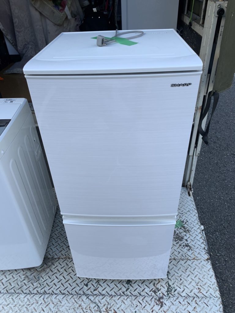 SHARP ノンフロン冷凍冷蔵庫 右開き ホワイト SJ-D14F-W 2ドア SHARP ノンフロン冷凍冷蔵庫 右開き ホワイト SJ-D14F-W 2ドア