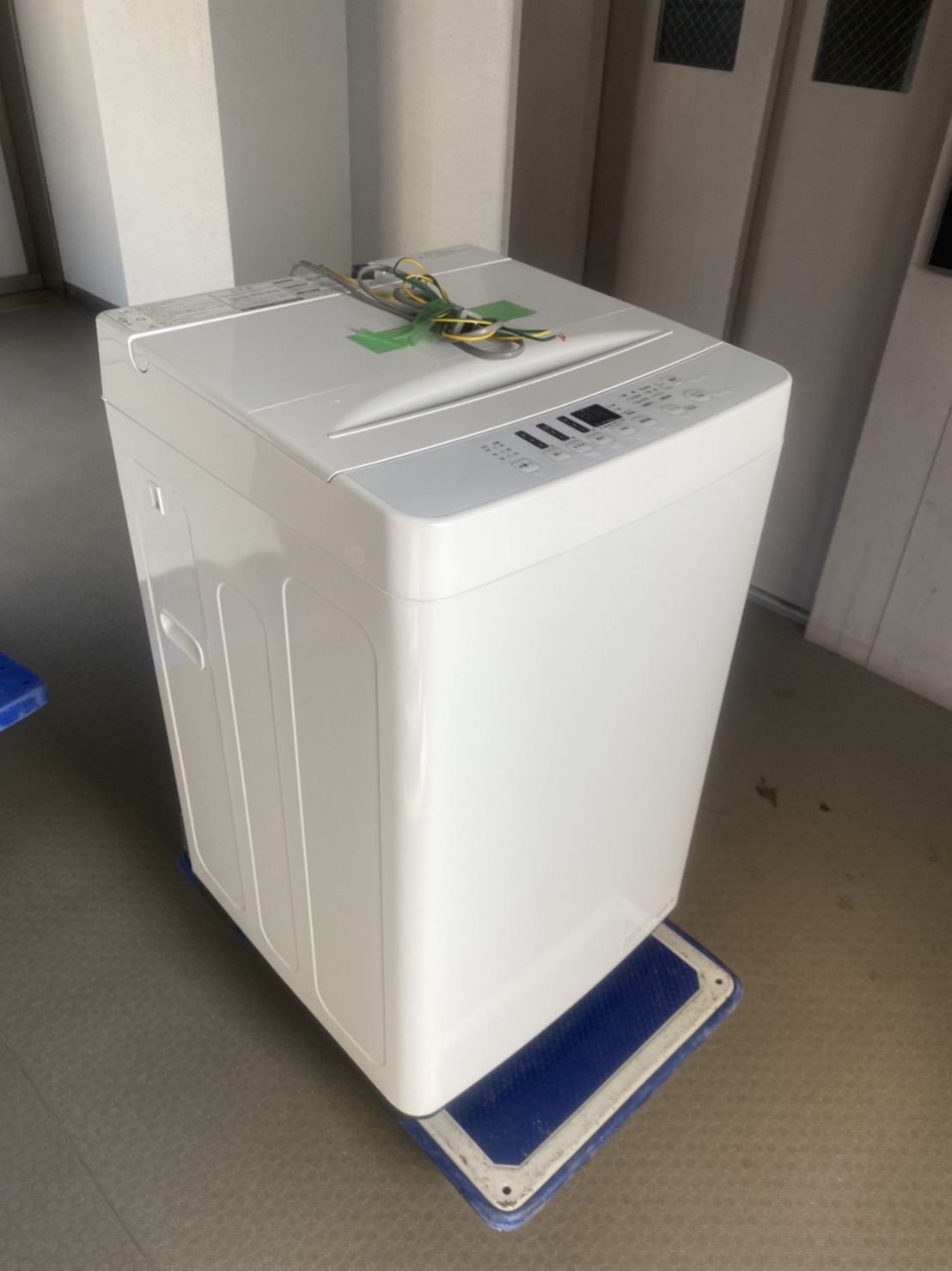 アマダナ 2022年製 全自動洗濯機 5.5kg AT-WM5511-WH ホワイト/白色 